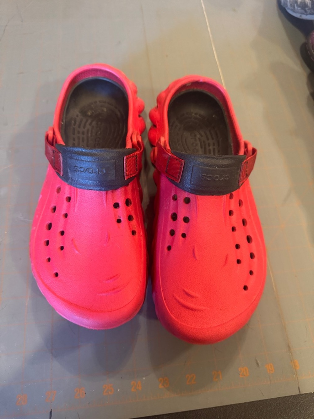 CROCS JuniorsRed Echo Clogs with Black Heel Strap